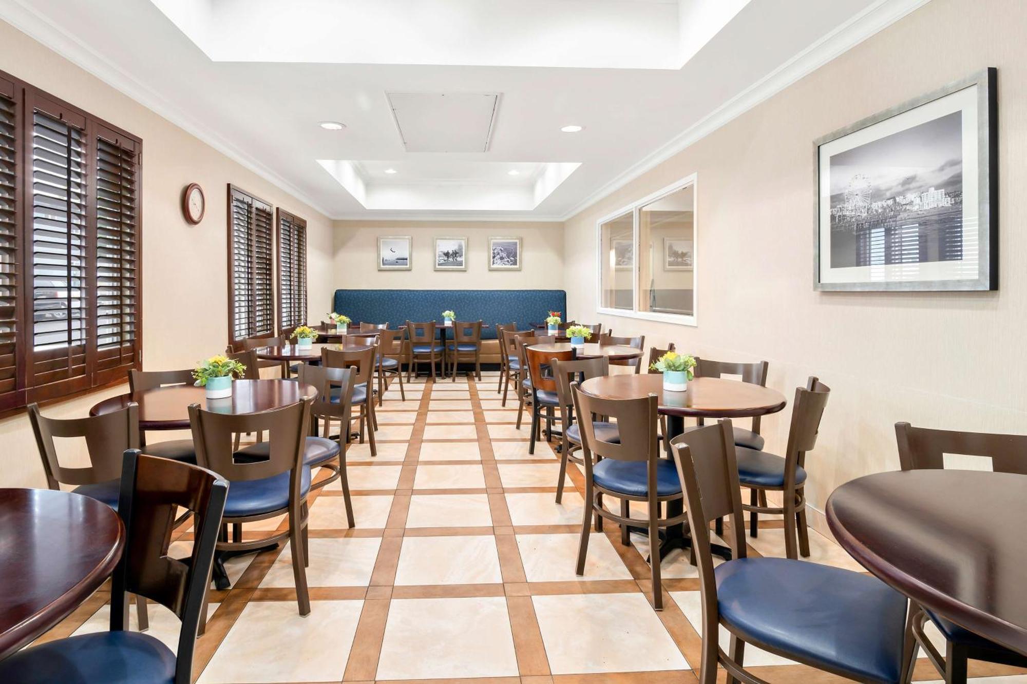 Surestay Hotel By Best Western Santa Monica Bagian luar foto