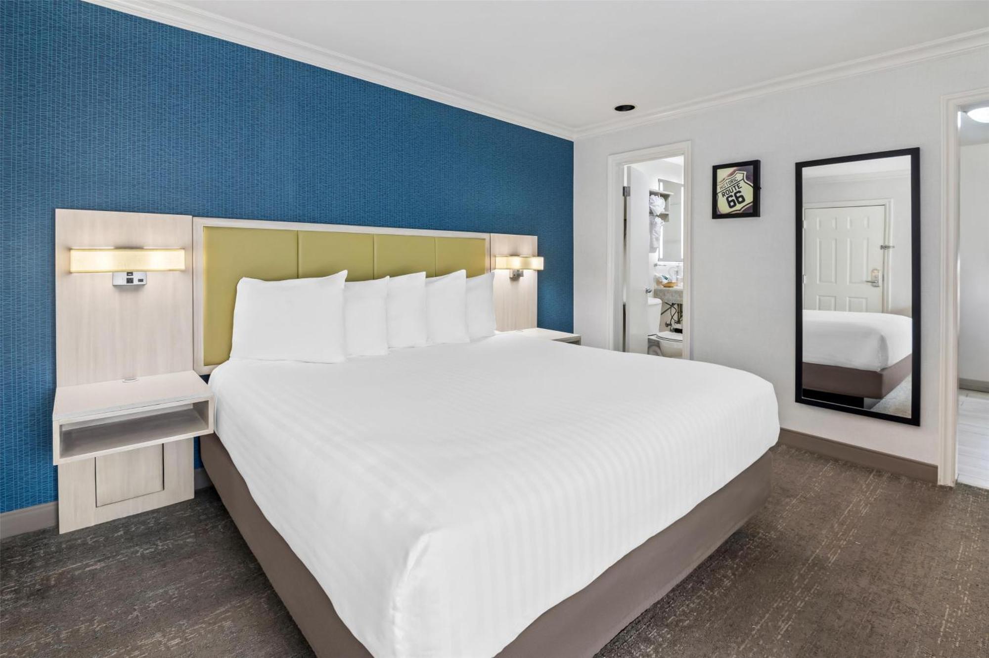 Surestay Hotel By Best Western Santa Monica Bagian luar foto
