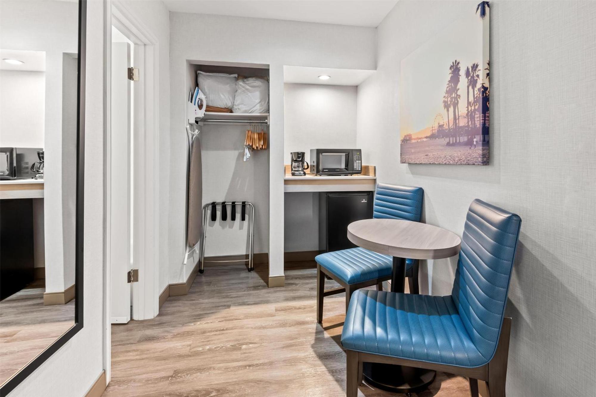 Surestay Hotel By Best Western Santa Monica Bagian luar foto