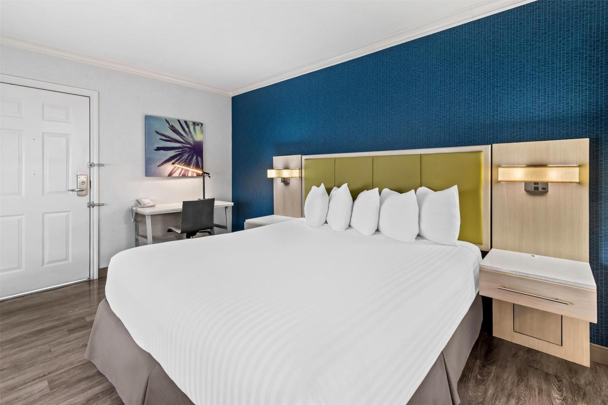 Surestay Hotel By Best Western Santa Monica Bagian luar foto
